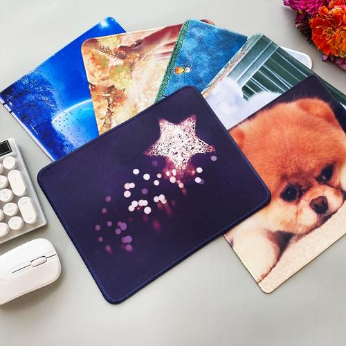 	Tapis de souris personnalisés avec logo – objet publicitaire pratique pour bureau et entreprise