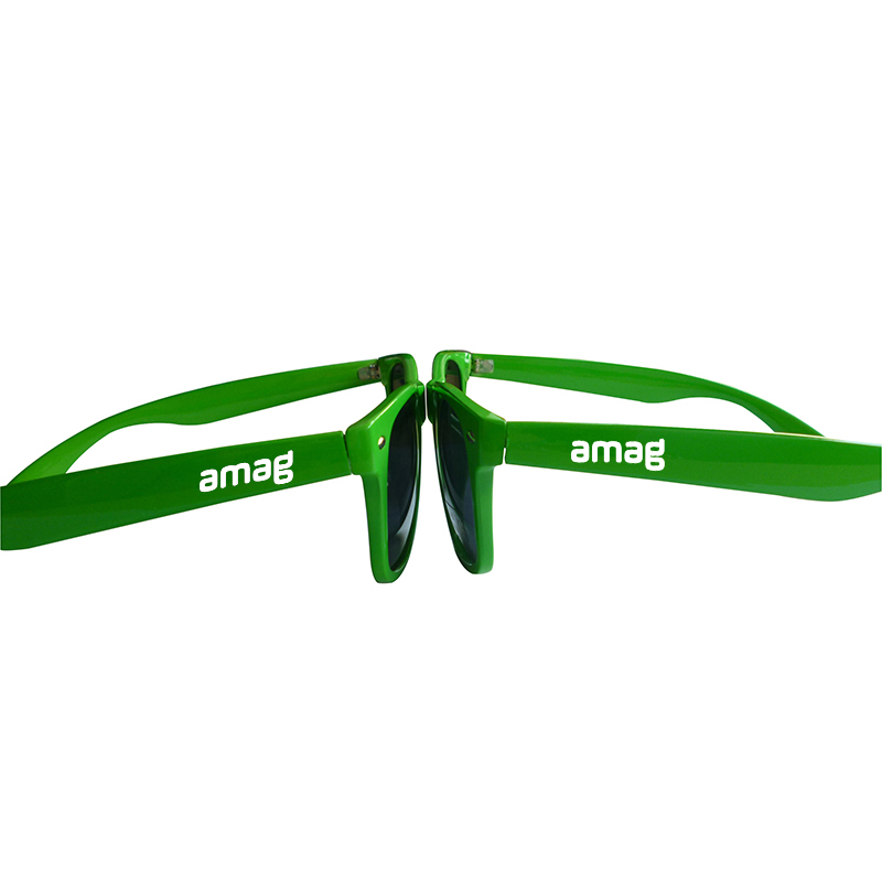 	Lunettes de soleil personnalisées avec logo – objets publicitaires tendance pour l’été