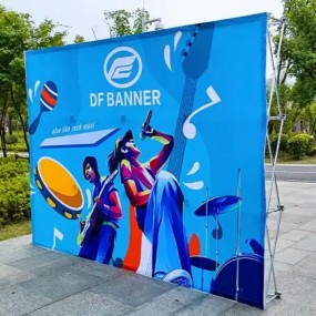 Présentoir avec système velcro – Mur d’exposition pliab...