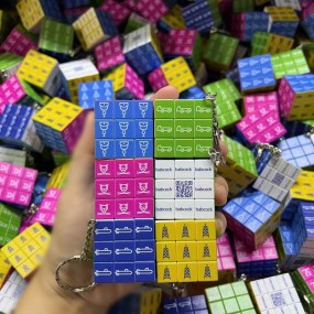 Porte-clés cube magique personnalisé – Rubik’s Cube com...