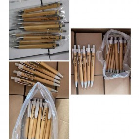 Stylos en bambou personnalisés avec logo ou texte | Cad...