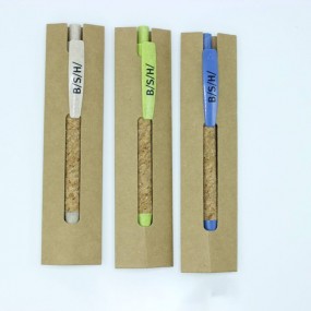Stylos en liège et paille de blé personnalisés avec log...