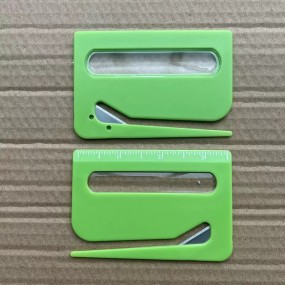 Ouvre-lettres personnalisé avec règle graduée et loupe ...